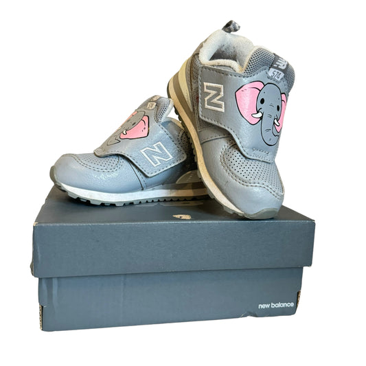 New Balance 574 elephant sneaker | GUC | grey | US6 | 12.5cm